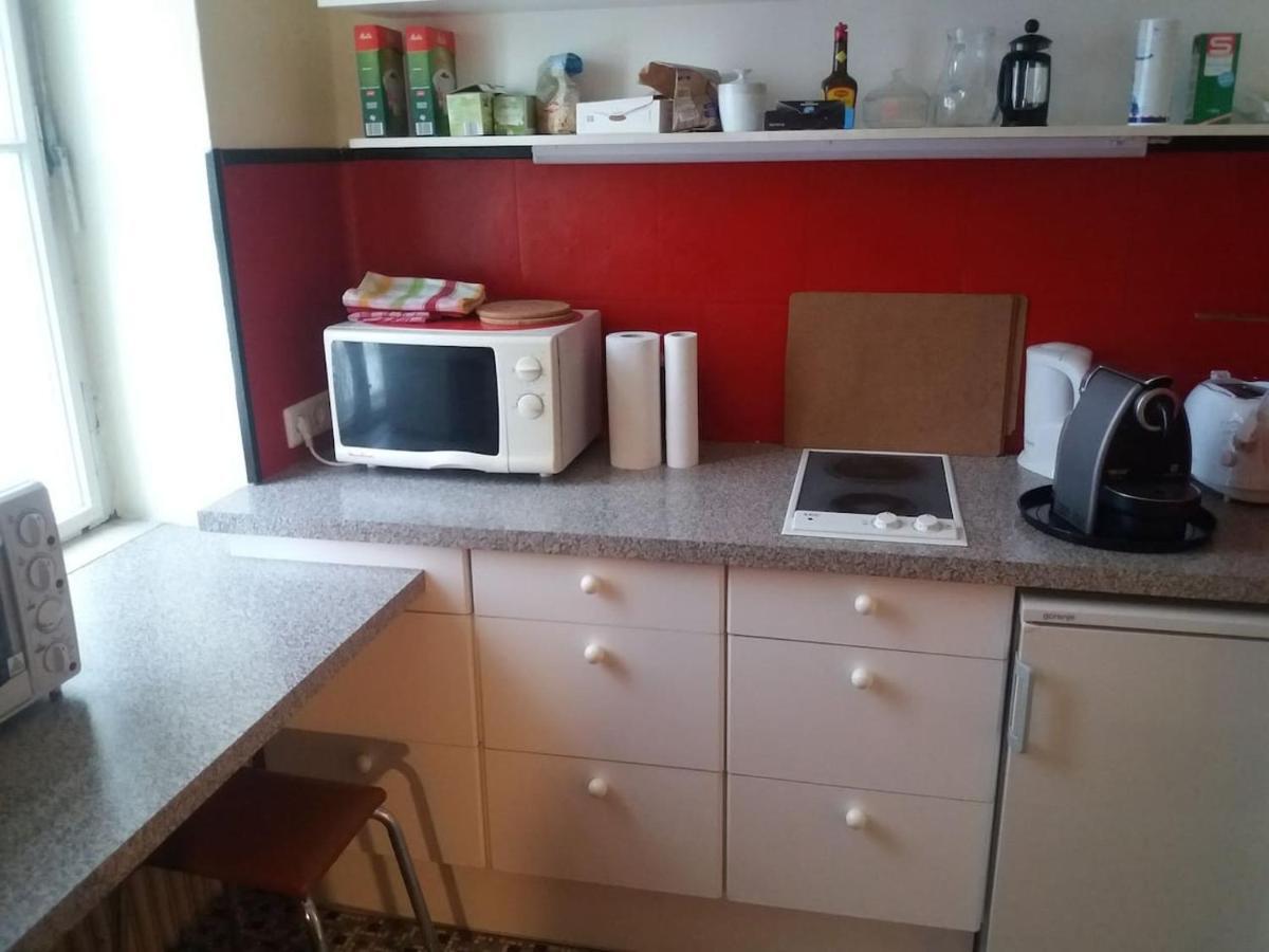 Geraeumige Zentrumsnahe Altbauwohnung Vienna Luaran gambar